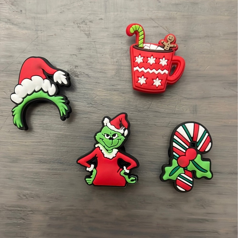 Grinchmas Croc charms
